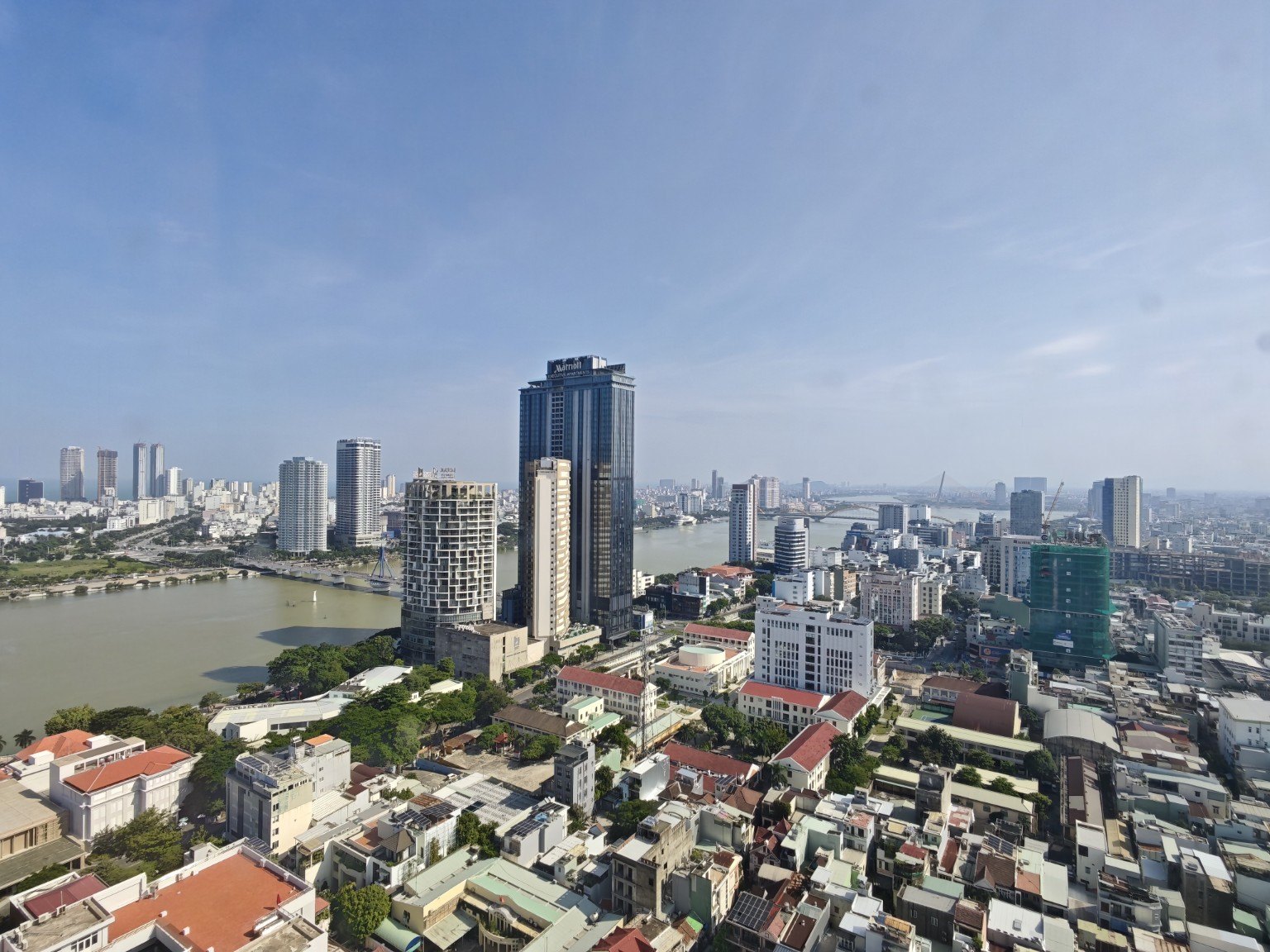 漢江與峴港市區景色